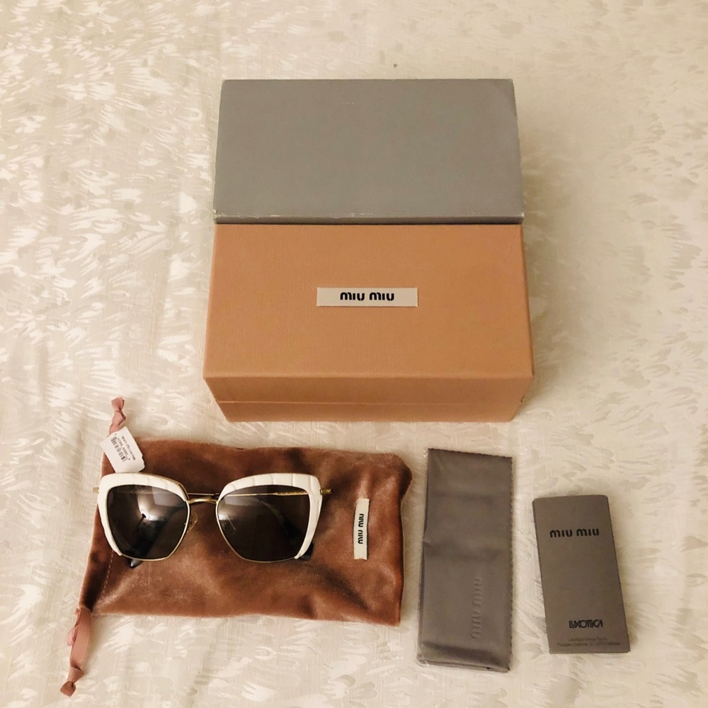 Miu Miu Square Sunglasses SMU52QS